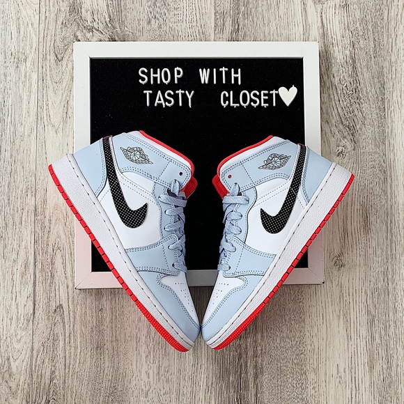 Nike air jordan 1 mid sneakers - Picture 3 of 8